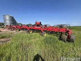 2023 Vaderstad 8412