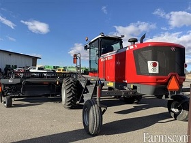 2012 Massey Ferguson WR9735