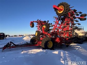 2025 Bourgault 3335 QDA