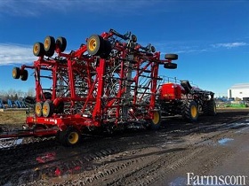 2025 Vaderstad 8412