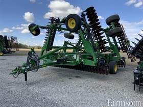 2022 John Deere 2660VT				