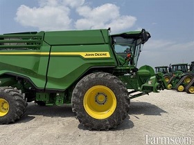 2024 John Deere X9 1100