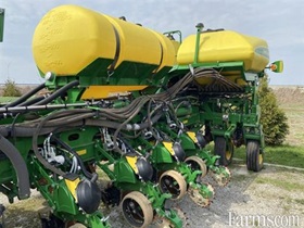 2020 John Deere 1775NT				