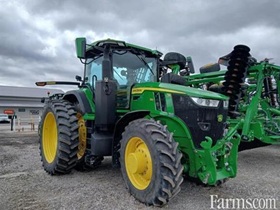 2024 John Deere 7R 230				