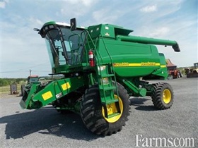 2004 John Deere 9560				