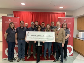 Grain Farmers District 13 at the University of Ottawa Heart Institute celebration its donation of $20,000 toward a second MRI machine. Nice!