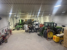 A busy Pearson Farms performing last-minute winter maintenance