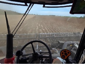Back to making dust in Perth County – early wheat?