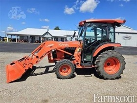 2022 Kubota L3560				